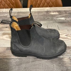 Women’s Blundstones 550 Chelsea Boots